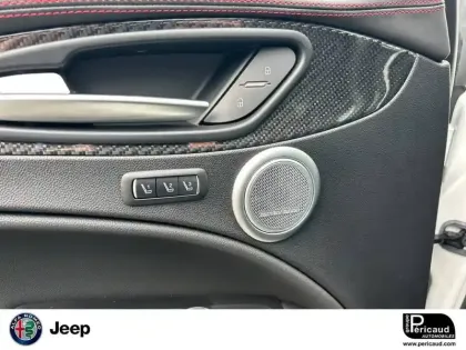 Photo 17 Alfa Romeo Stelvio  2.2 210 ch Q4 AT8