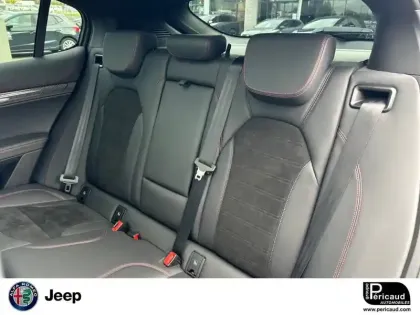 Photo 7 Alfa Romeo Stelvio  2.2 210 ch Q4 AT8