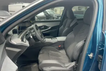 Photo 9 Peugeot 3008  Electrique 210 ch 73 kWh
