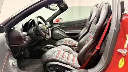 Photo 17 Ferrari 488  4.0 V8 670ch Spider