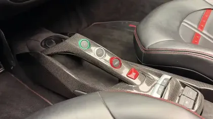 Photo 15 Ferrari 488  4.0 V8 670ch Spider