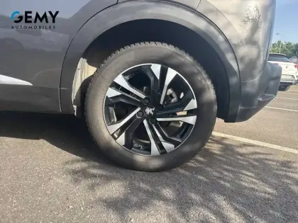 Photo 31 Peugeot 2008  PureTech 130 S&S EAT8