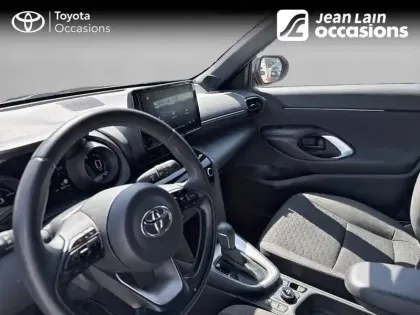 Photo 10 Toyota Yaris  Cross Hybride 116h AWD-i