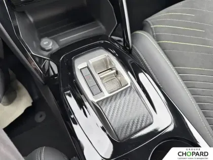 Photo 21 Peugeot 208  Hybrid 145 ch e-DCS6