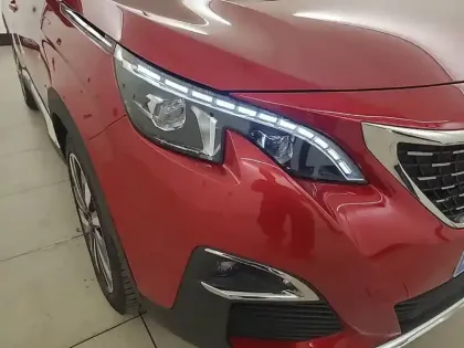 Photo 15 Peugeot 3008  Hybrid4 300 e-EAT8