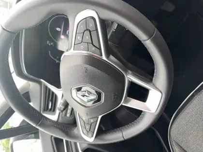 Photo 14 Renault Captur  E-Tech 145 - 21