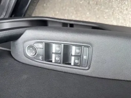 Photo 10 Renault Captur  E-Tech 145 - 21