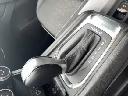 Photo 12 Renault Captur  E-Tech 145 - 21