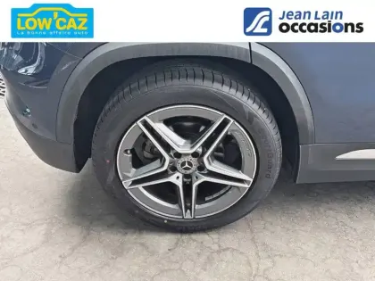 Photo 8 Mercedes GLA  200 d 8G-DCT