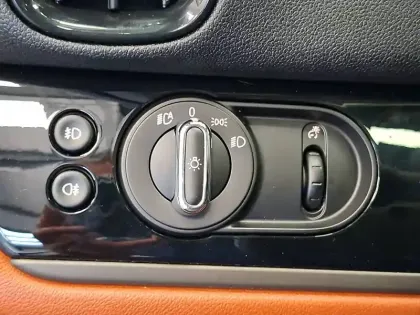 Photo 35 Mini Mini Countryman 125 - 95 ch ALL4 BVA6