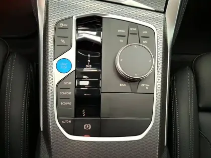 Photo 36 BMW I4  eDrive40
