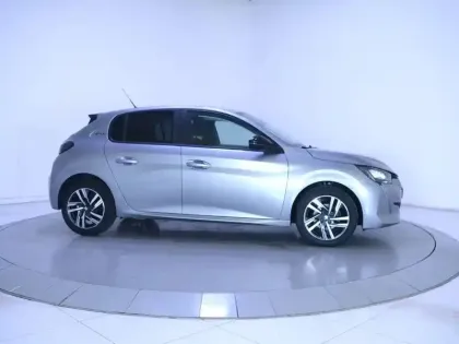 Photo 6 Peugeot 208  PureTech 75 S&S BVM5