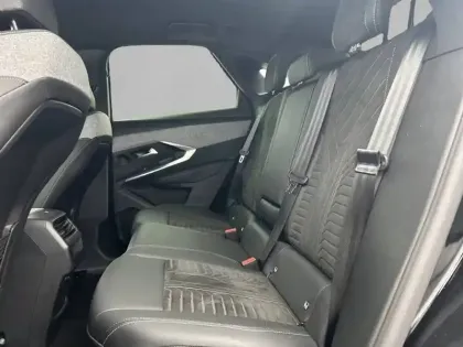Photo 32 Peugeot 3008  Hybrid 136 e-DCS6