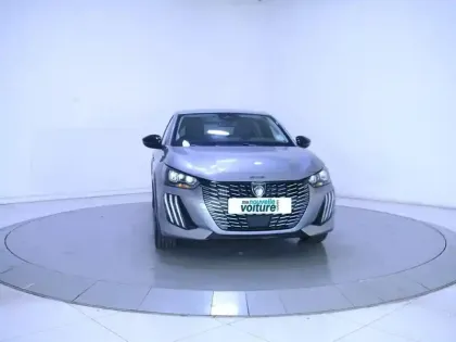 Photo 23 Peugeot 208  Hybrid 110 e-DCS6