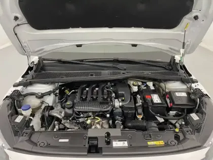 Photo 20 Peugeot 208  PureTech 75 S&S BVM5