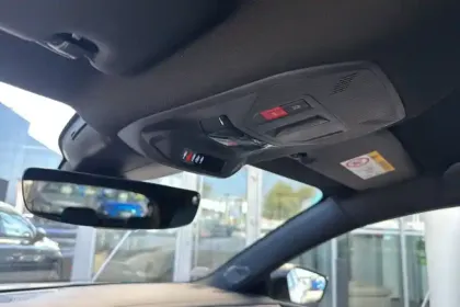 Photo 26 Peugeot 308  PHEV 225 e-EAT8