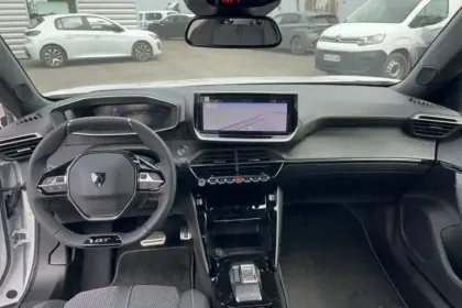 Photo 12 Peugeot 2008  Hybrid 145 e-DCS6