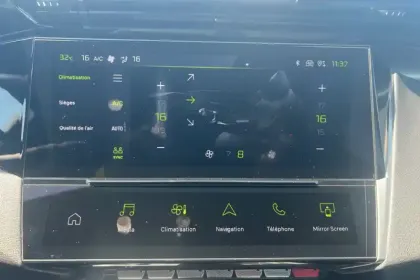 Photo 17 Peugeot 308  SW Hybrid 136 e-DCS6