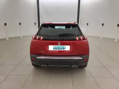 Photo 33 Peugeot 2008  PureTech 130 S&S BVM6