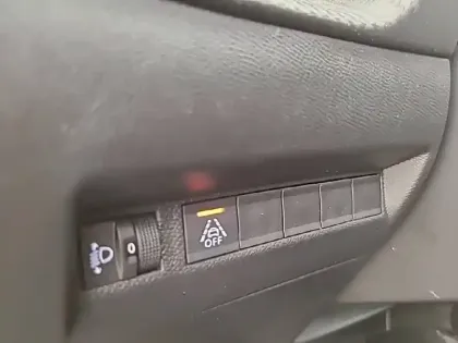 Photo 25 Peugeot 2008  PureTech 130 S&S BVM6