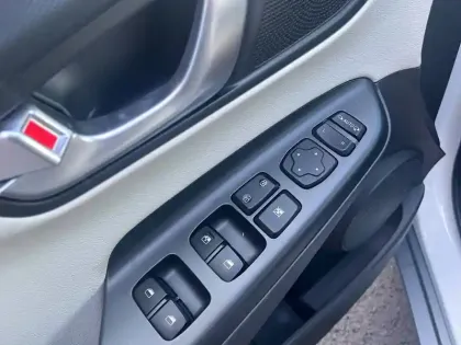 Photo 51 Hyundai Kona  Hybrid 141