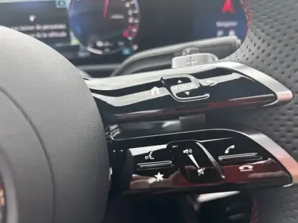 Photo 16 Mercedes Classe A 250 e Hybrid EQ AMG Line