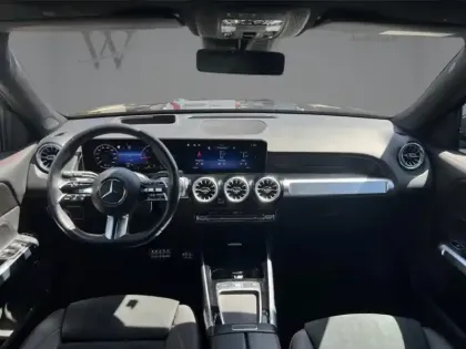 Photo 10 Mercedes GLB 200 d AMG Line