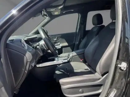Photo 17 Mercedes GLB 200 d AMG Line