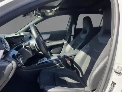 Photo 18 Mercedes Classe A 250 e Hybrid EQ AMG Exclusive 