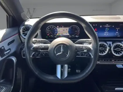 Photo 13 Mercedes Classe A 250 e Hybrid EQ AMG Exclusive 