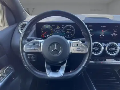Photo 11 Mercedes GLA 200 d AMG Line