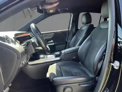 Photo 18 Mercedes GLA 200 d AMG Line