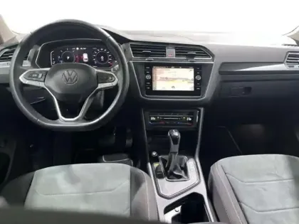 Photo 17 Volkswagen Tiguan 2.0 TDI 150ch DSG7 Elegance