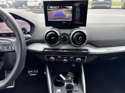 Photo 19 Audi Q2 35 TFSI 150 S tronic 7 S line