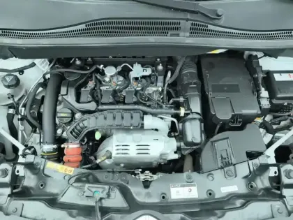 Photo 6 Citroën C3 Aircross  PureTech 110 S&S BVM6 Shine Pack