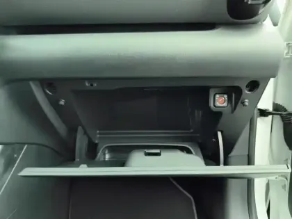 Photo 15 Citroën C3 Aircross  PureTech 110 S&S BVM6 Shine Pack