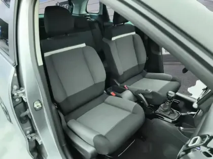 Photo 8 Citroën C3 Aircross  PureTech 110 S&S BVM6 Feel Pack