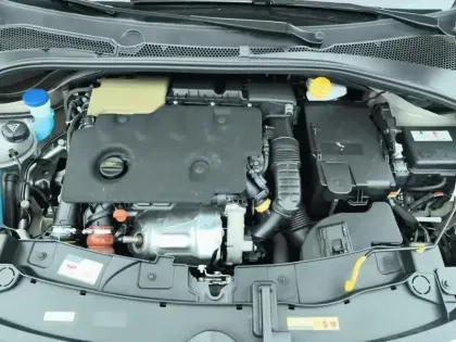 Photo 6 Citroën C3  BlueHDi 100 ch BVM6 Plus