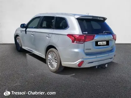 Photo 29 Mitsubishi Outlander  2.4l PHEV Twin Motor 4WD Instyle