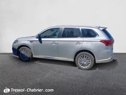 Photo 5 Mitsubishi Outlander  2.4l PHEV Twin Motor 4WD Instyle