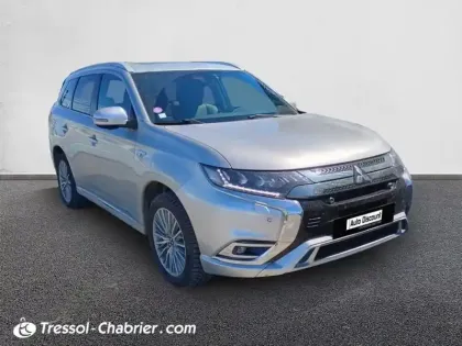 Photo 28 Mitsubishi Outlander  2.4l PHEV Twin Motor 4WD Instyle