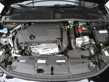 Photo 11 Peugeot 308  PHEV 225ch GT Pack e-EAT8