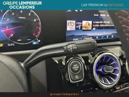 Photo 14 Mercedes Classe A  200 163ch AMG Line 7G-DCT