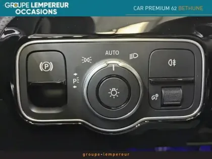 Photo 12 Mercedes Classe A  200 163ch AMG Line 7G-DCT