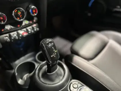 Photo 13 Mini Mini  Cooper 136ch Edition Premium Plus BVA7