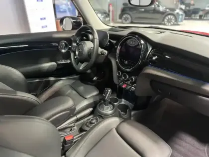 Photo 6 Mini Mini  Cooper 136ch Edition Premium Plus BVA7
