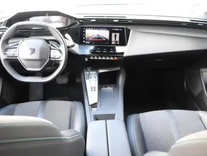 Photo 9 Peugeot 308  PHEV 180ch Allure Pack e-EAT8