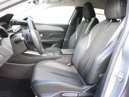 Photo 10 Peugeot 308  PHEV 180ch Allure Pack e-EAT8