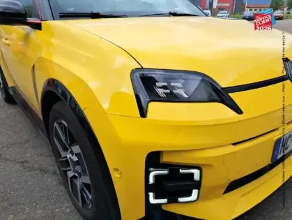 Photo 12 Renault 5  E-Tech Electrique 10ch Iconic Cinq autonomie confort