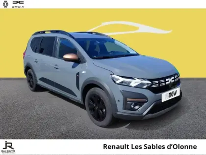 Photo 16 Dacia Jogger  1.6 hybrid 140ch Extreme 7 places -24